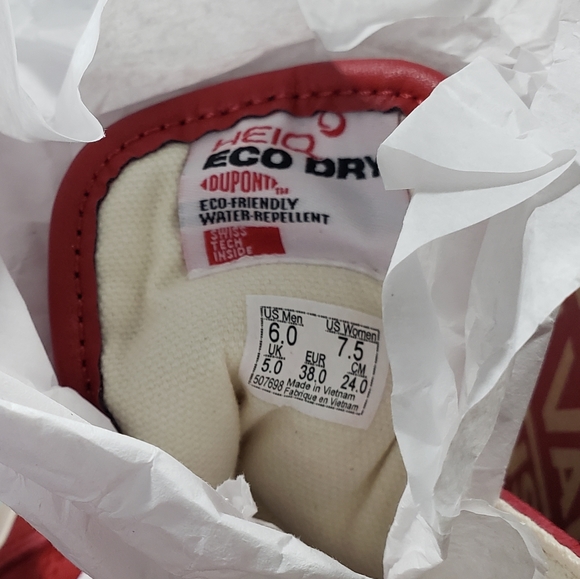 Vans - Picture 7 of 7